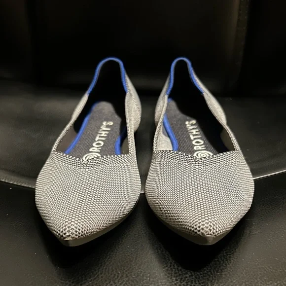 Rothy’s | Gray ‘The Point’ Flats W 7.5 - Picture 2 of 5